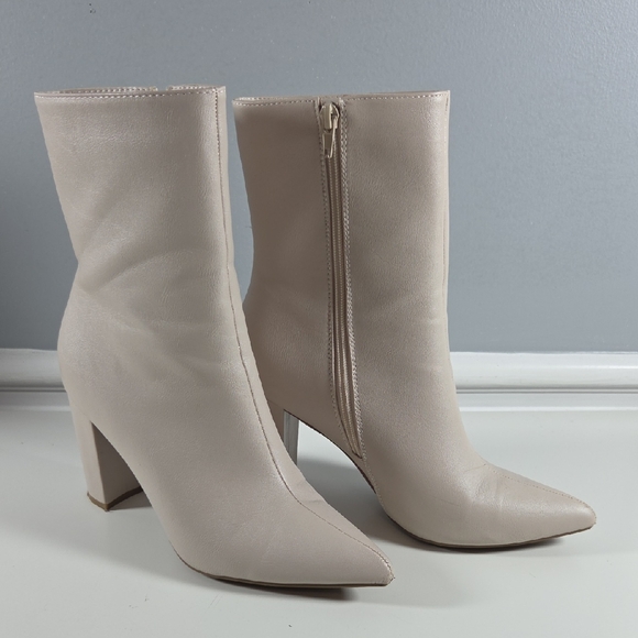 BAMBOO Shoes - BAMBOO Cream Heeled Boots